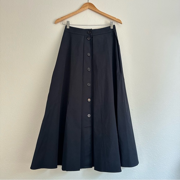 COS A-Line Midi Skirt with Buttons in black Size 4 - Picture 1 of 7